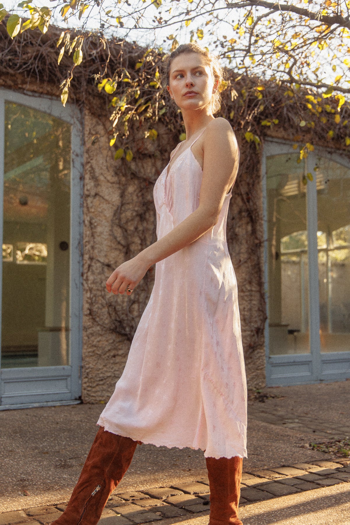 VINTAGE 1940's Pink Brocade Midi Nighgown Dress L