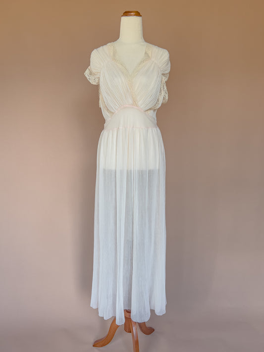 VINTAGE 1940's Sheer Light Pink Pleated Maxi Nightgown Dress S/M