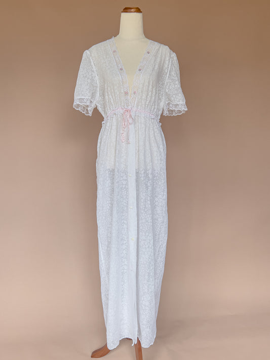 VINTAGE 1970's White Lace Trimmed Short Sleeve Button Down Peignoir Robe Dress S/M