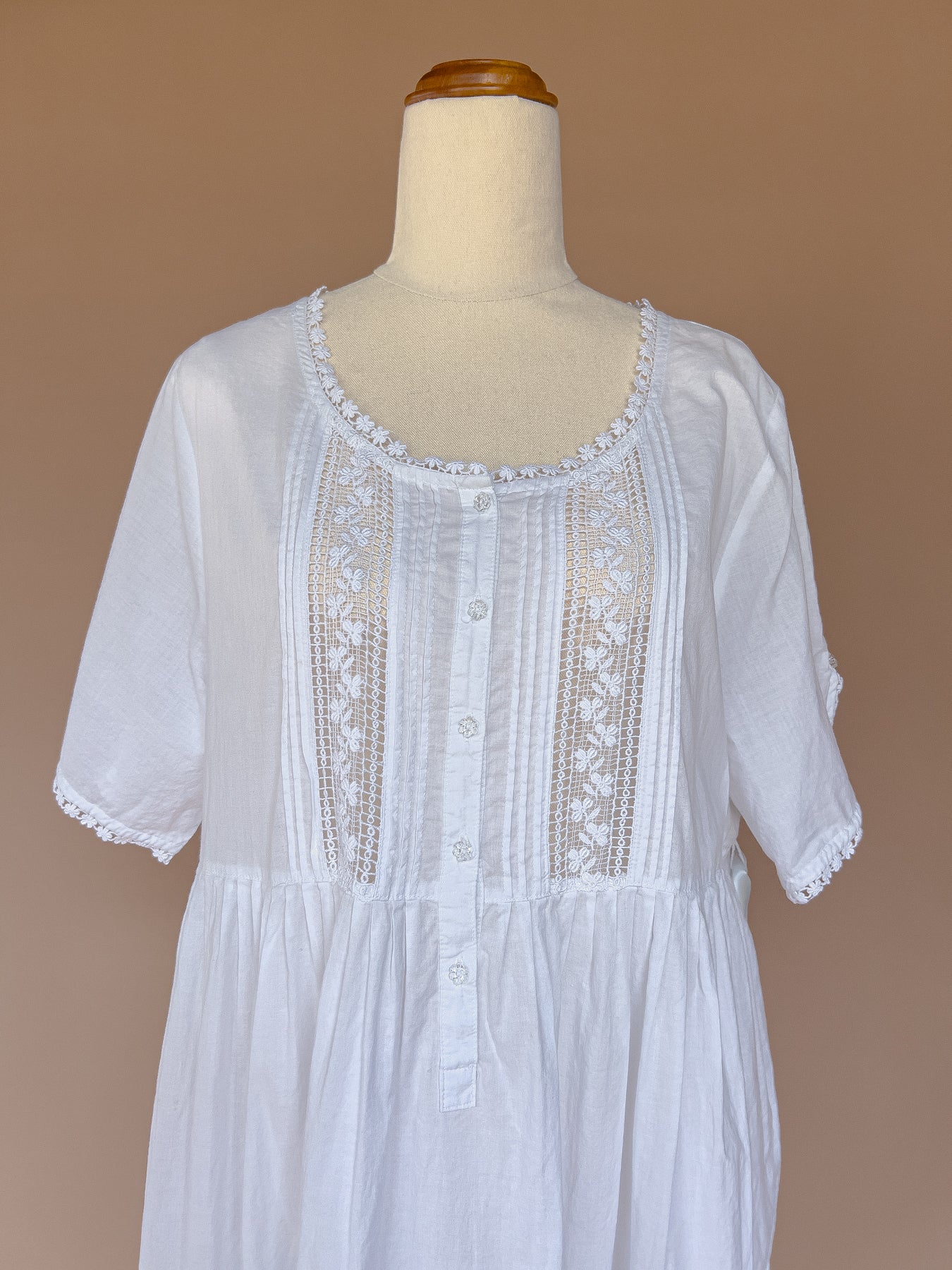 VINTAGE Cotton Embroidered Nightgown Maxi Dress M/L