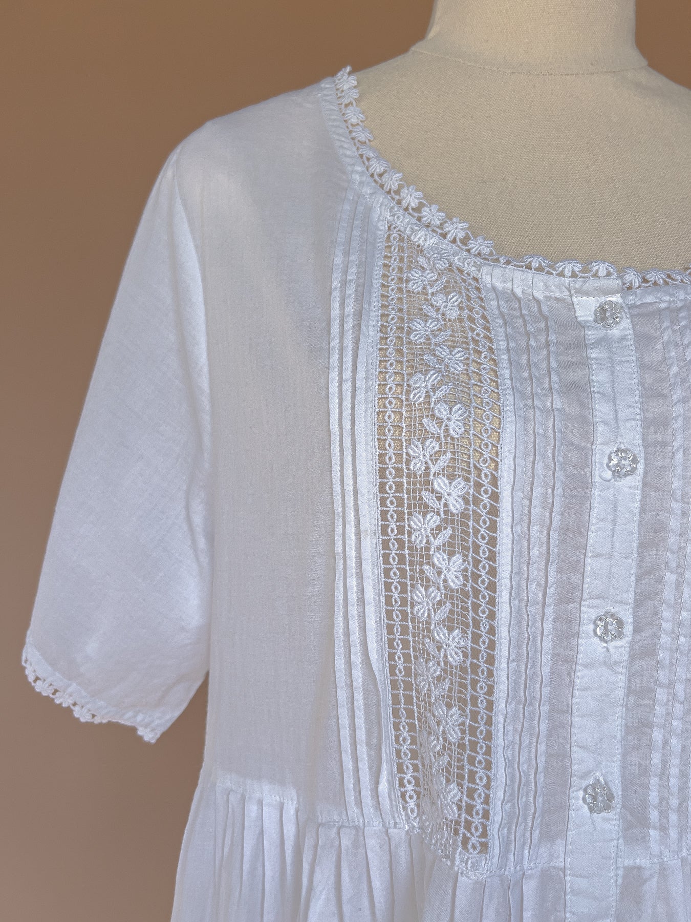 VINTAGE Cotton Embroidered Nightgown Maxi Dress M/L