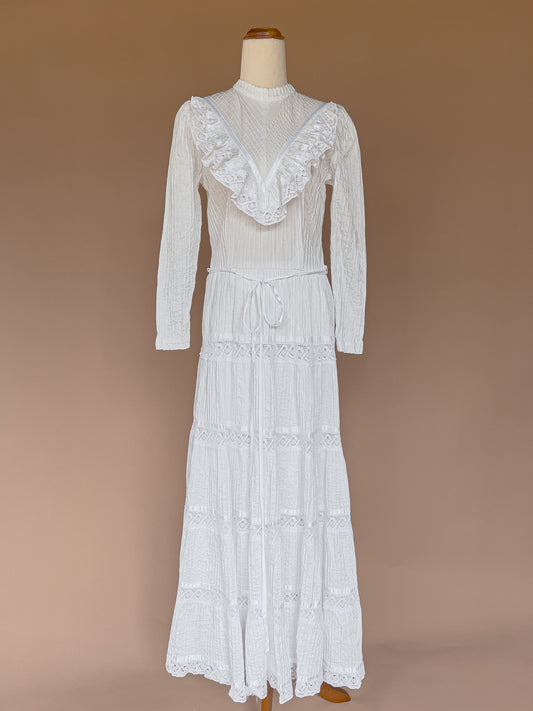 VINTAGE 1960's White Pintuck Cotton High Neck Mexican Wedding Dress S