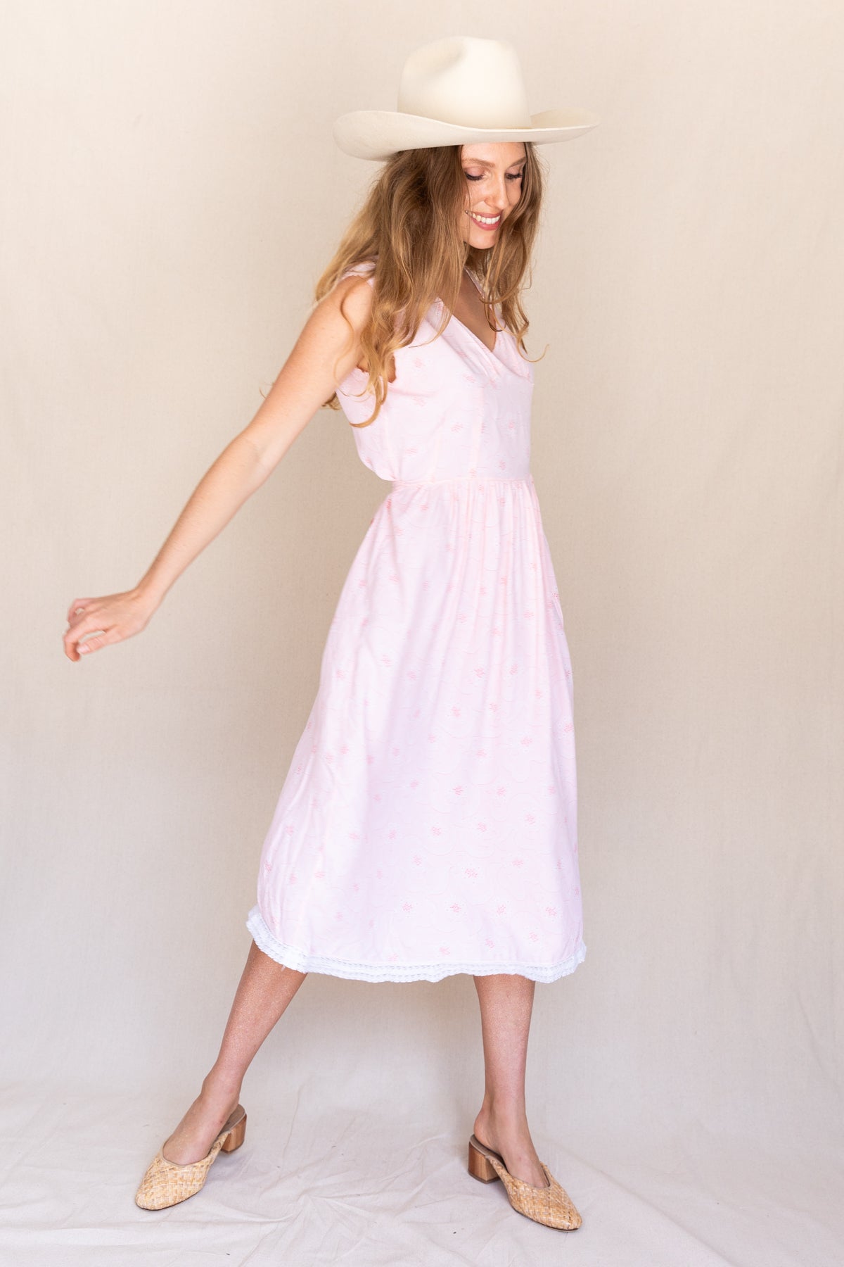 VINTAGE 1940's Pink Printed Midi Nightgown Dress XS/S